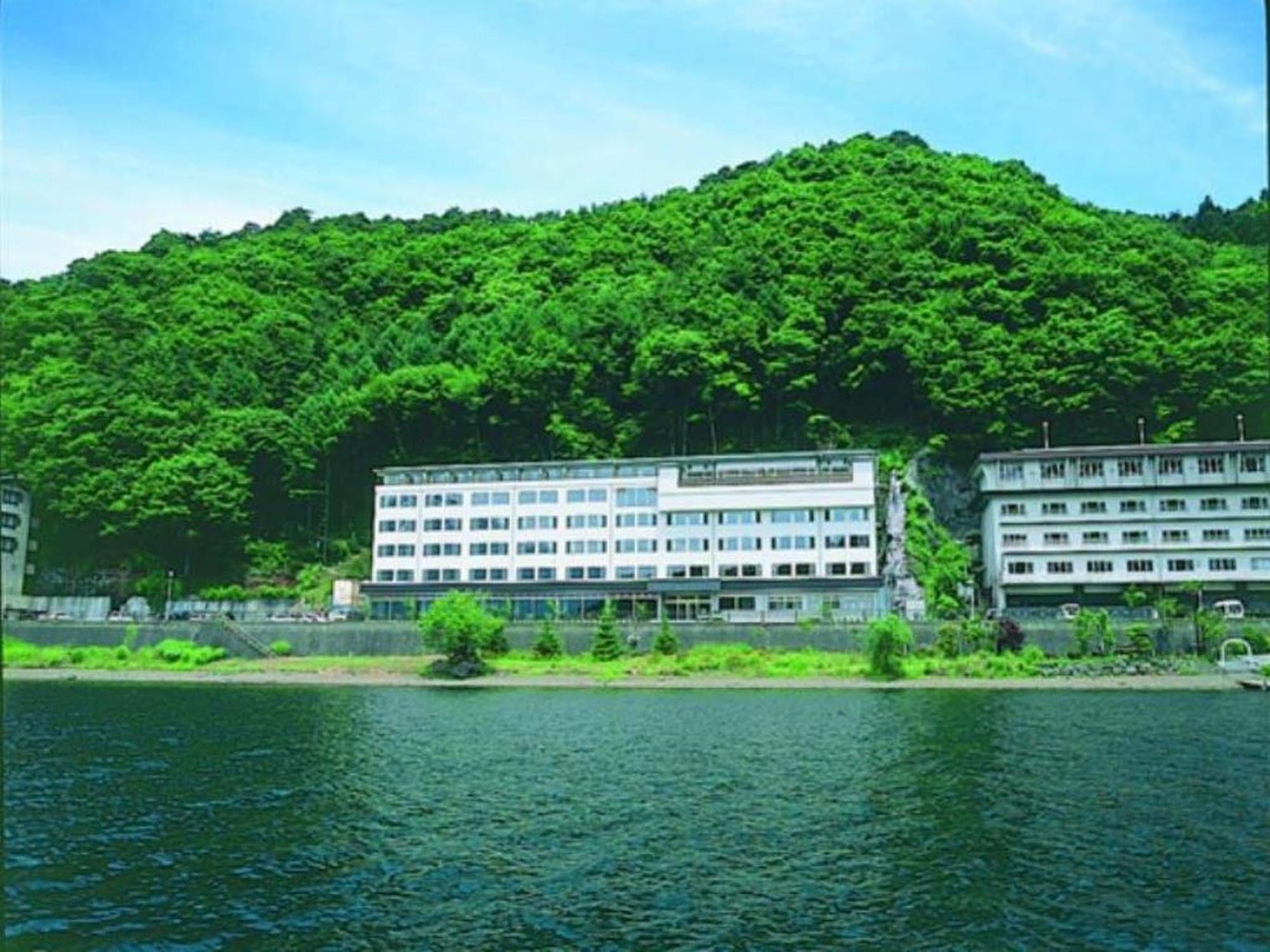 Tominoko Hotel Fujikawaguchiko Eksteriør bilde